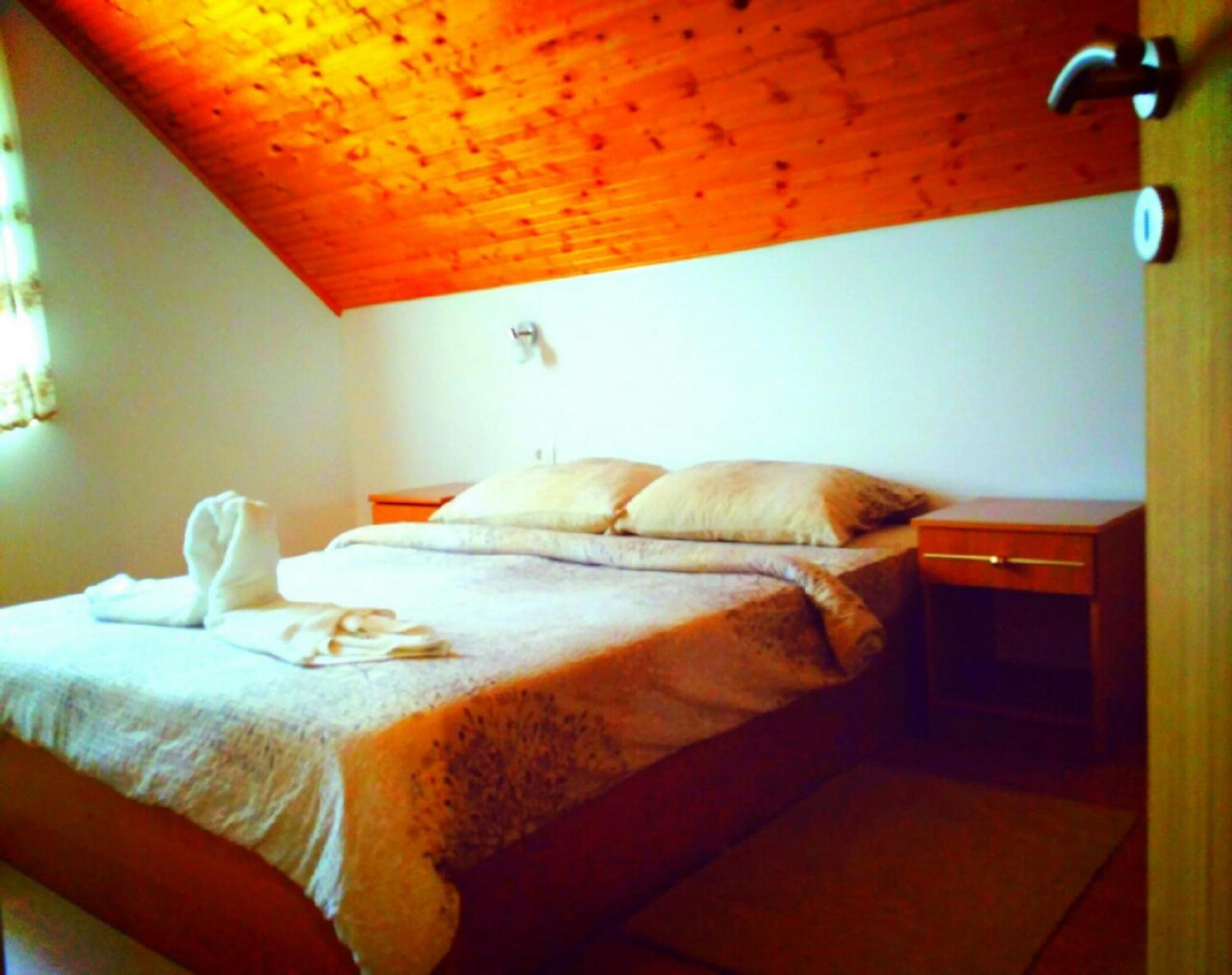 Guest House First Stop Rakovica Exteriér fotografie