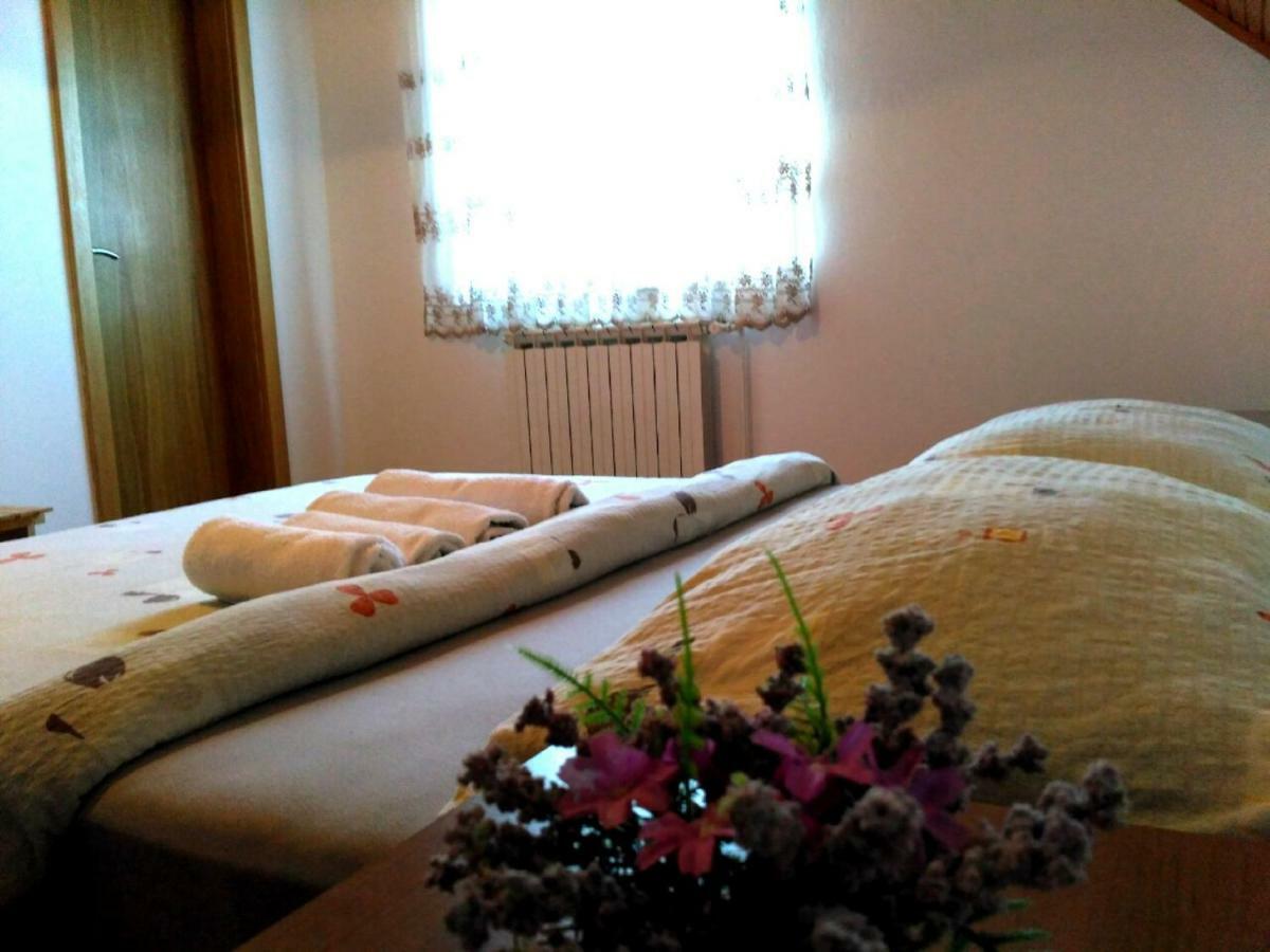 Guest House First Stop Rakovica Exteriér fotografie